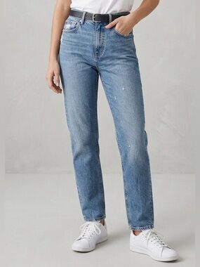 AMERICAN EAGLE 90s Slim Boyfriend Jeans - Size 4